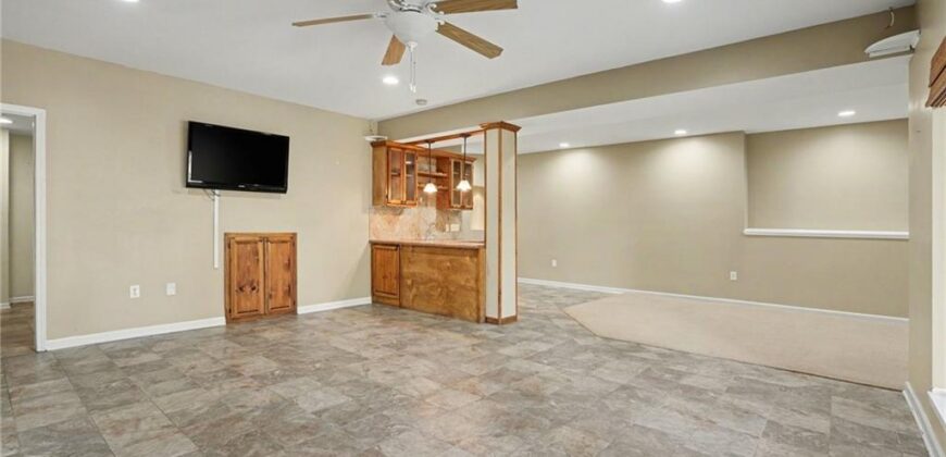 9223 N Jarboe Street, Kansas City, MO 64155