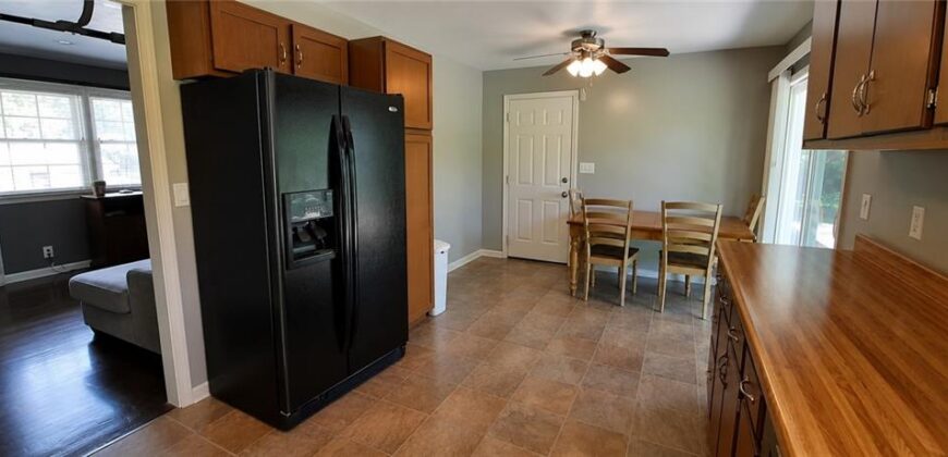 1604 NE 60th Terrace, Gladstone, MO 64118