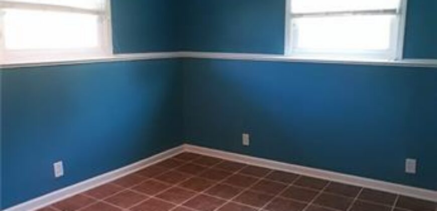 1604 NE 60th Terrace, Gladstone, MO 64118