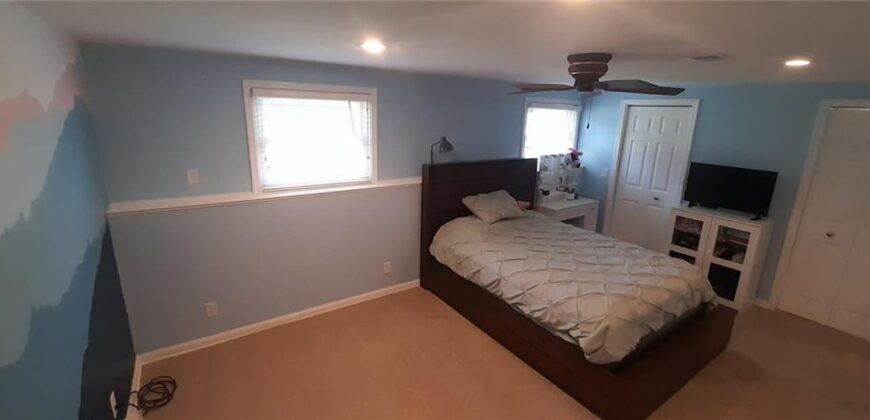 1604 NE 60th Terrace, Gladstone, MO 64118
