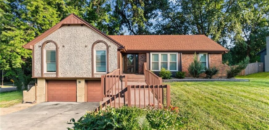 403 Kingsley Avenue, Liberty, MO 64068