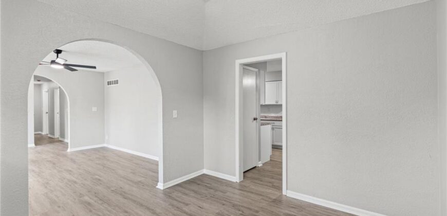 403 Kingsley Avenue, Liberty, MO 64068