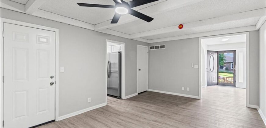 403 Kingsley Avenue, Liberty, MO 64068