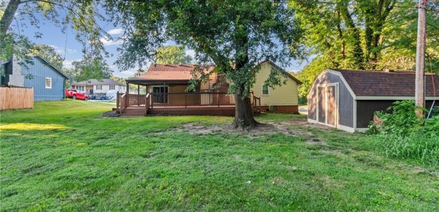 403 Kingsley Avenue, Liberty, MO 64068