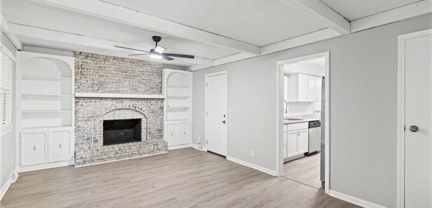 403 Kingsley Avenue, Liberty, MO 64068