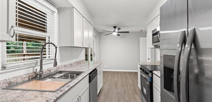 403 Kingsley Avenue, Liberty, MO 64068