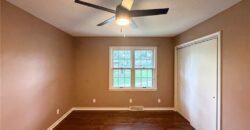 4321 NW Briarcliff Lane, Kansas City, MO 64116