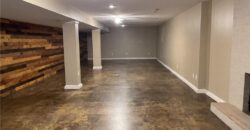 4321 NW Briarcliff Lane, Kansas City, MO 64116