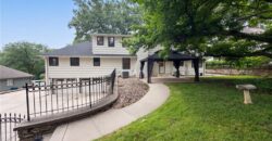 4321 NW Briarcliff Lane, Kansas City, MO 64116