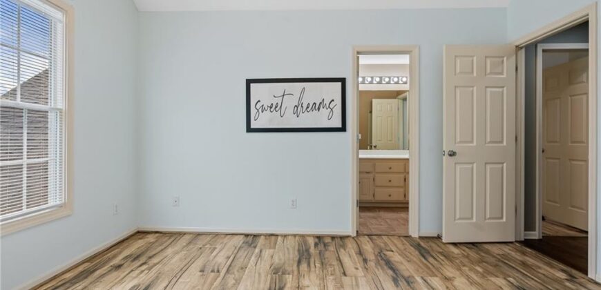 2108 Prairie Creek Drive, Kearney, MO 64060