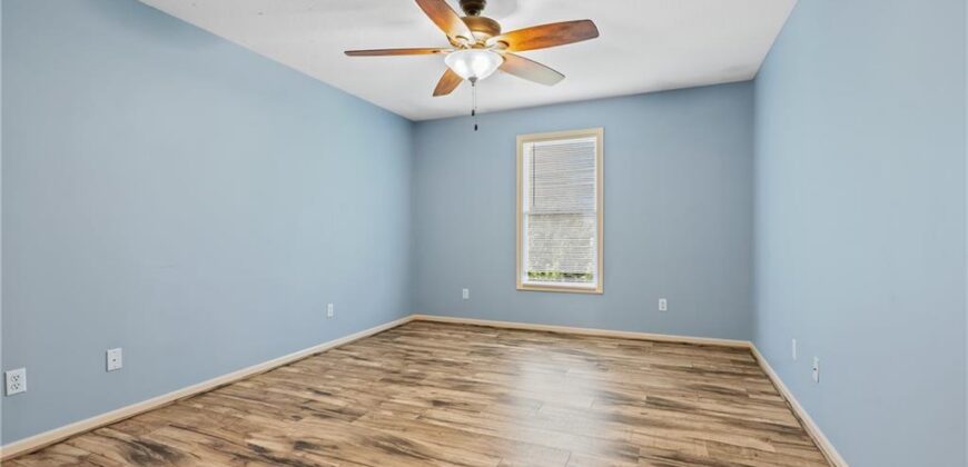 2108 Prairie Creek Drive, Kearney, MO 64060