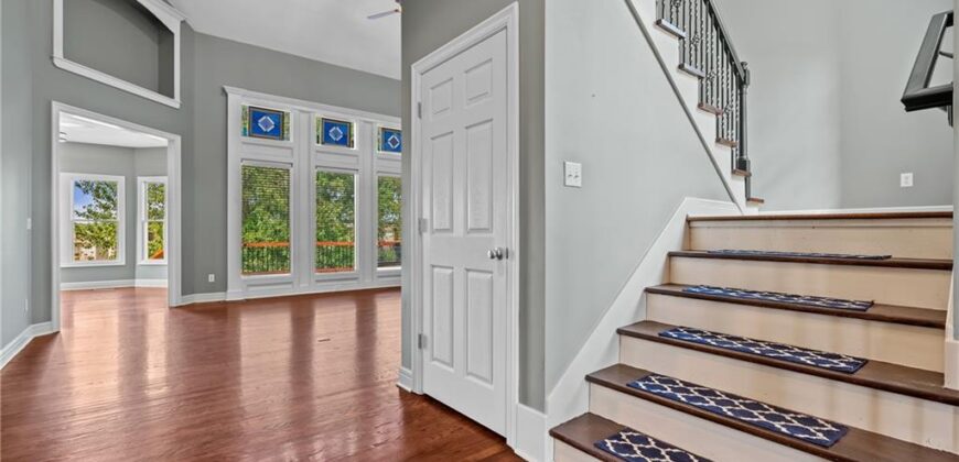 2108 Prairie Creek Drive, Kearney, MO 64060