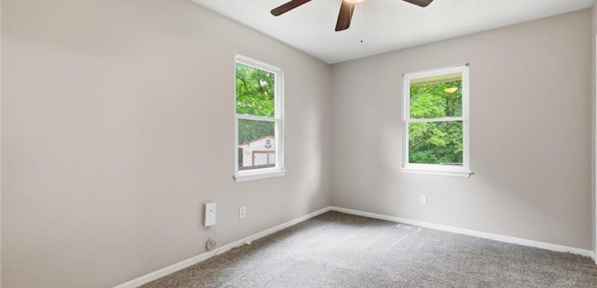 15 Brooks Court, Liberty, MO 64068