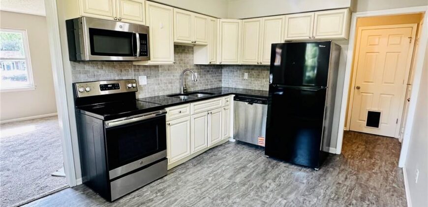 15 Brooks Court, Liberty, MO 64068