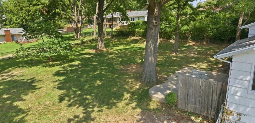 5808 NW Hutson Road, Kansas City, MO 64151