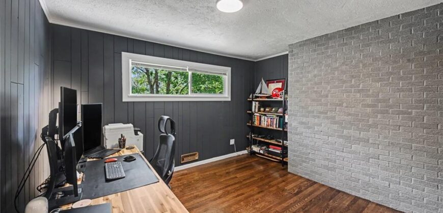 5808 NW Hutson Road, Kansas City, MO 64151