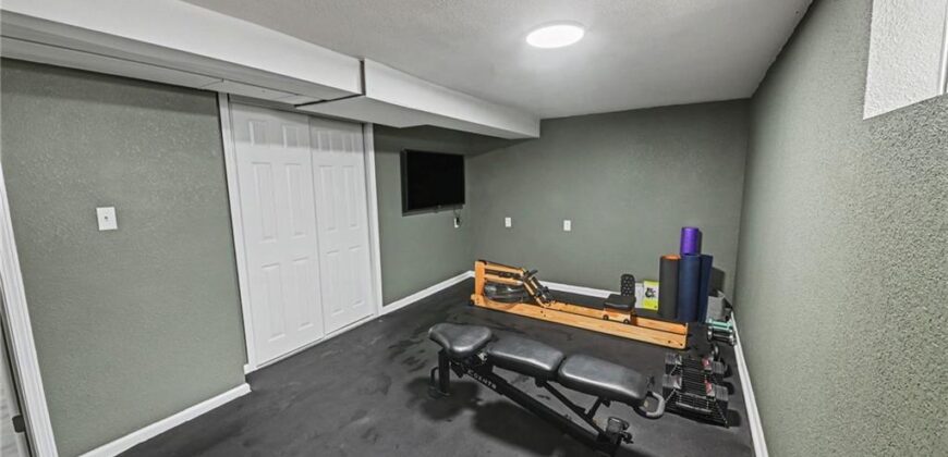 5808 NW Hutson Road, Kansas City, MO 64151