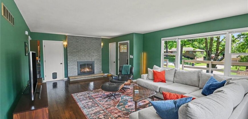 5808 NW Hutson Road, Kansas City, MO 64151