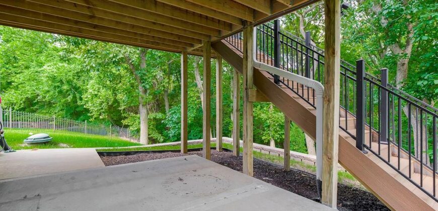 14480 NW 64th Terrace, Parkville, MO 64152