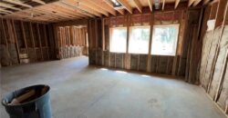 1957 Longview Drive, Liberty, MO 64068