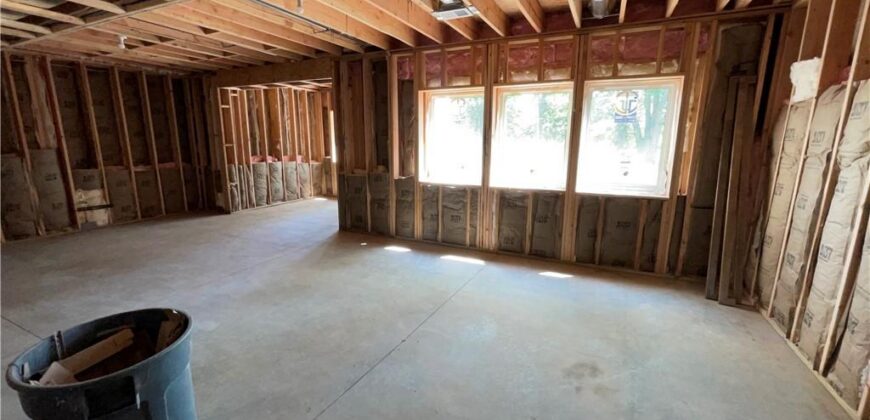 1957 Longview Drive, Liberty, MO 64068