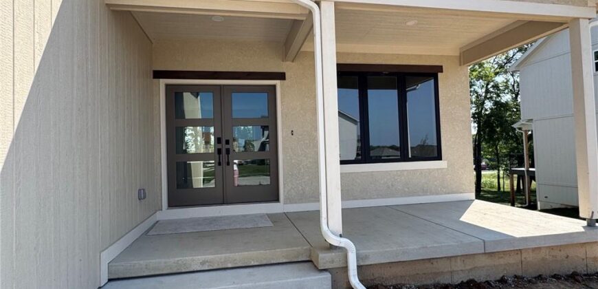 1957 Longview Drive, Liberty, MO 64068