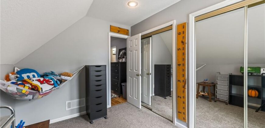 9015 N Lane Avenue, Kansas City, MO 64157