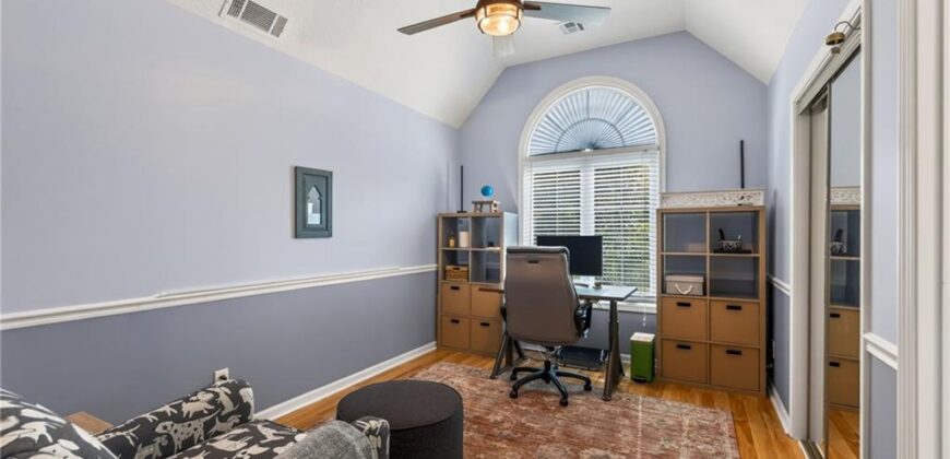 9015 N Lane Avenue, Kansas City, MO 64157