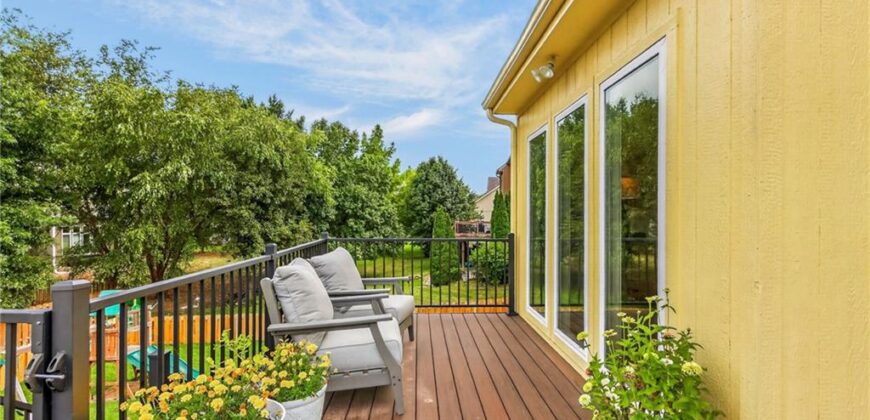 9015 N Lane Avenue, Kansas City, MO 64157