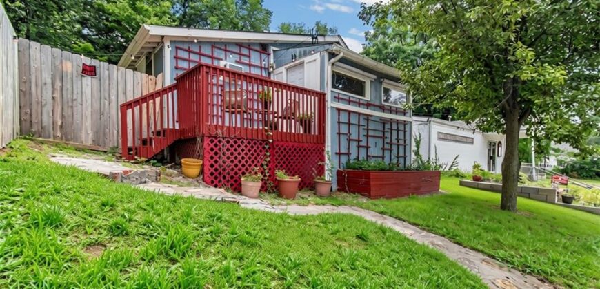 607 N Main Street, Excelsior Springs, MO 64024