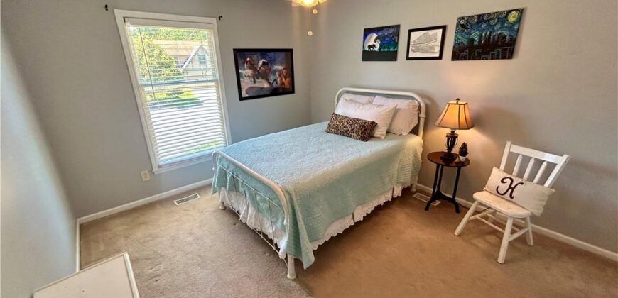 7608 NW 76th Place, Kansas City, MO 64152