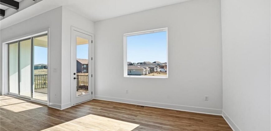 1803 NW 104th Terrace, Kansas City, MO 64155