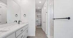 1803 NW 104th Terrace, Kansas City, MO 64155