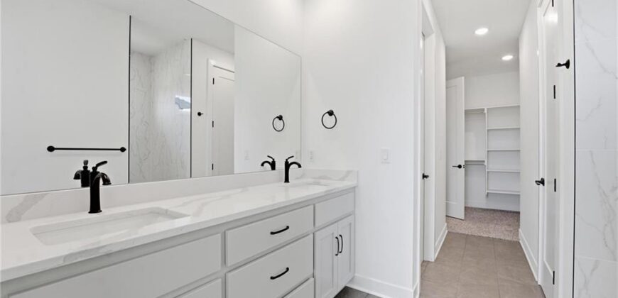 1803 NW 104th Terrace, Kansas City, MO 64155