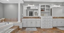 14170 NW 63rd Street, Parkville, MO 64152