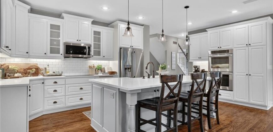 14170 NW 63rd Street, Parkville, MO 64152