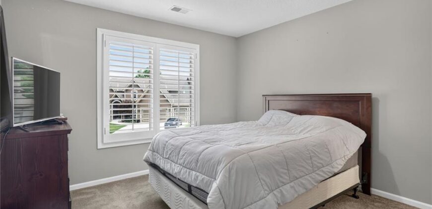 14170 NW 63rd Street, Parkville, MO 64152