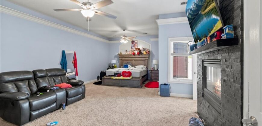 6304 N Kensington Court, Kansas City, MO 64119