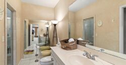 6304 N Kensington Court, Kansas City, MO 64119
