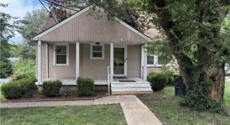 4248 NE Kelsey Road, Kansas City, MO 64116