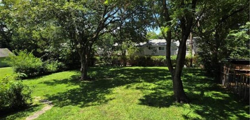 4248 NE Kelsey Road, Kansas City, MO 64116