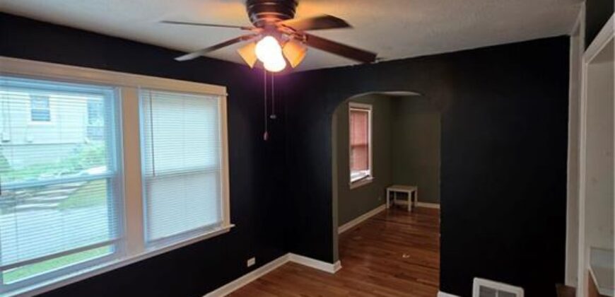 4248 NE Kelsey Road, Kansas City, MO 64116