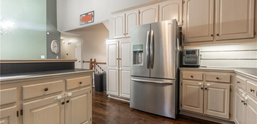 8804 N Anita Avenue, Kansas City, MO 64154