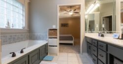 8804 N Anita Avenue, Kansas City, MO 64154