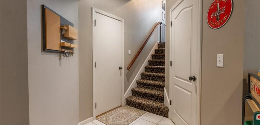 8804 N Anita Avenue, Kansas City, MO 64154