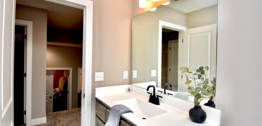 2152 Hay Market Court, Liberty, MO 64068