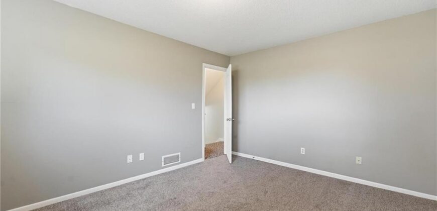 8709 N Hull Avenue, Kansas City, MO 64154