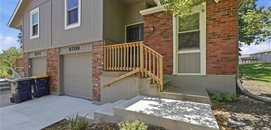8709 N Hull Avenue, Kansas City, MO 64154