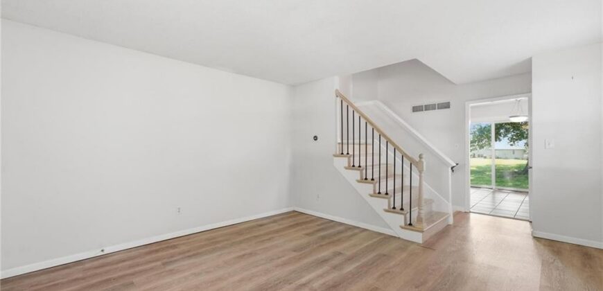 8709 N Hull Avenue, Kansas City, MO 64154