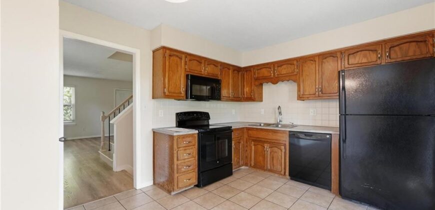 8709 N Hull Avenue, Kansas City, MO 64154